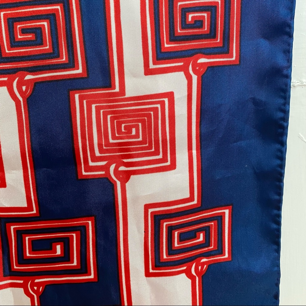 Vintage 70s Sillook Long Scarf Red White & Navy Blue Geometric 15" x 46" - Picture 9 of 15